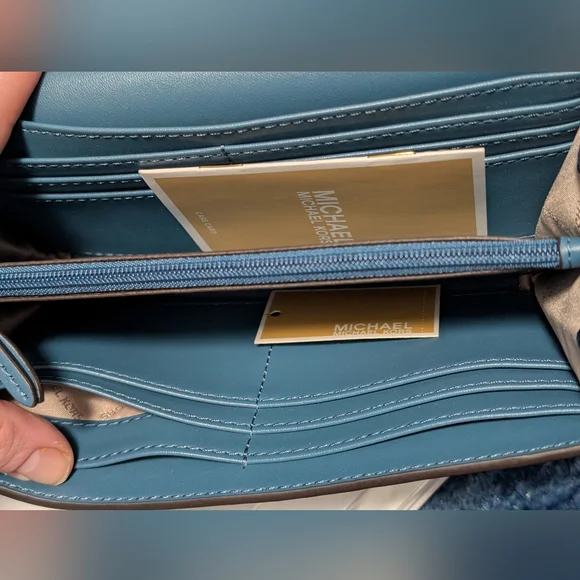 Michael Kors Jet Set Travel Large Patent Envelope Wallet Teal (NWT) - Picture 7 of 9